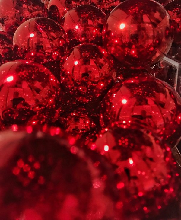 Comment choisir un rouge à lèvres longue tenue pour les événements importants ?